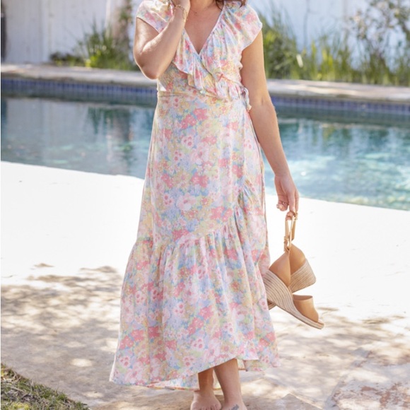 Joe Fresh Dresses & Skirts - Joe Fresh Asymmetrical Floral Dress - Multicolor